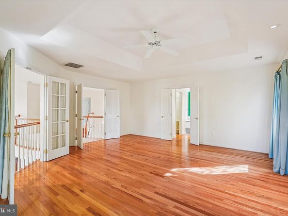 308 Sinegar Place, Potomac Falls VA 20165