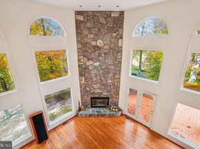 308 Sinegar Place, Potomac Falls VA 20165