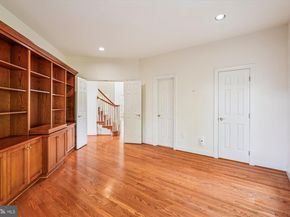 308 Sinegar Place, Potomac Falls VA 20165