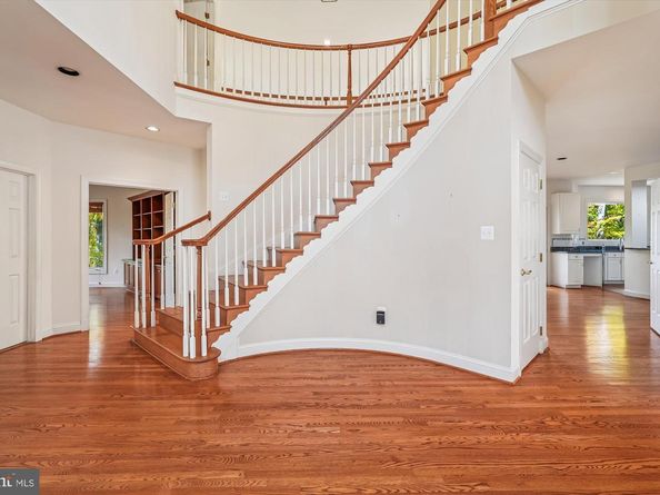 308 Sinegar Place, Potomac Falls VA 20165