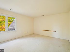 308 Sinegar Place, Potomac Falls VA 20165