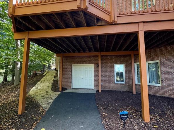 308 Sinegar Place, Potomac Falls VA 20165