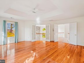 308 Sinegar Place, Potomac Falls VA 20165