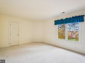 308 Sinegar Place, Potomac Falls VA 20165