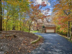 308 Sinegar Place, Potomac Falls VA 20165