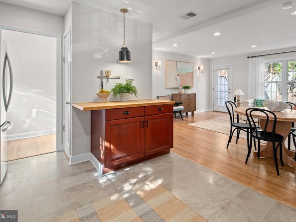 5 Kennedy Street, Alexandria VA 22305