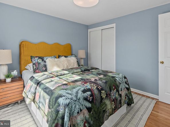 5 Kennedy Street, Alexandria VA 22305