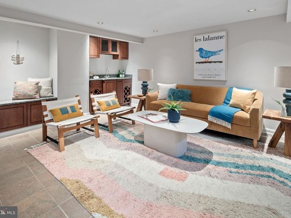 5 Kennedy Street, Alexandria VA 22305
