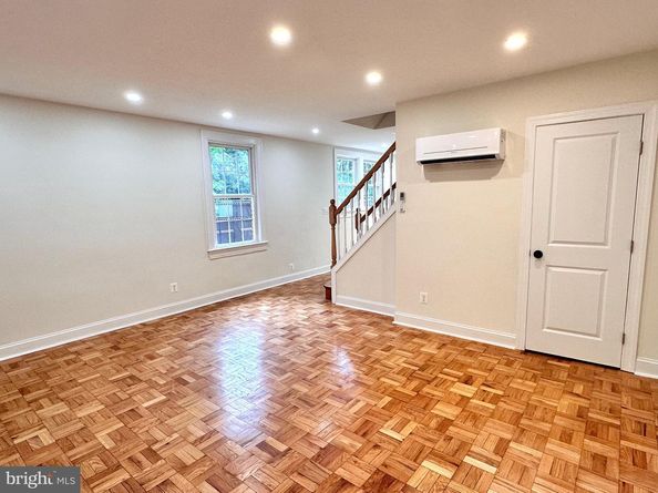 2600 16TH Street S 696, Arlington VA 22204