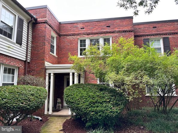2600 16TH Street S 696, Arlington VA 22204