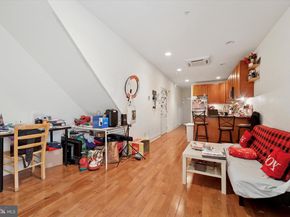 4530 Sansom Street, Philadelphia PA 19139