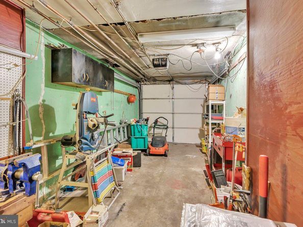 3328 Glenview Street, Philadelphia PA 19149