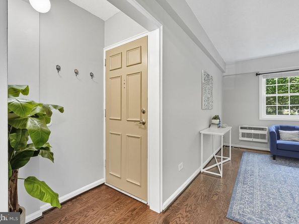 4374 N Pershing Drive 1, Arlington VA 22203