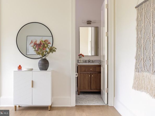 2934 Ellicott Terrace NW, Washington DC 20008