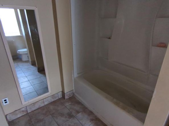 323 S Chester Pike, Glenolden PA 19036