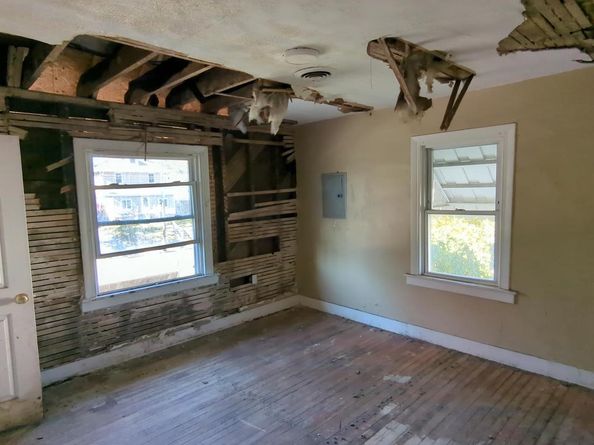 323 S Chester Pike, Glenolden PA 19036