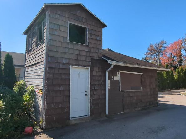 323 S Chester Pike, Glenolden PA 19036