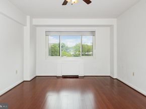4201 Cathedral Avenue NW 323E, Washington DC 20016