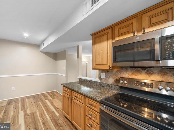 7756 New Providence Drive 16, Falls Church VA 22042