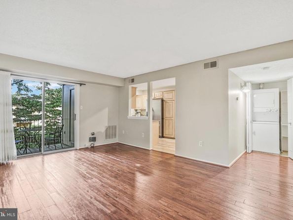 7756 New Providence Drive 16, Falls Church VA 22042