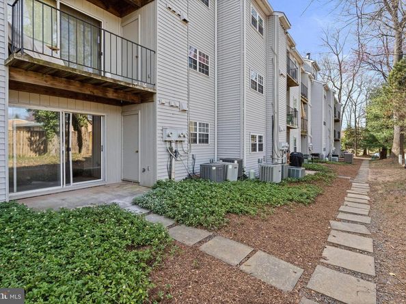 7756 New Providence Drive 16, Falls Church VA 22042