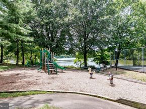 7756 New Providence Drive 16, Falls Church VA 22042