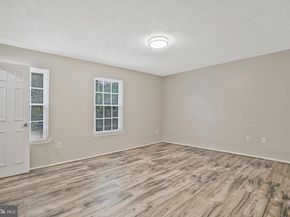 7756 New Providence Drive 16, Falls Church VA 22042