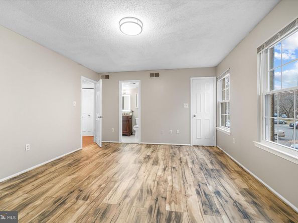 7756 New Providence Drive 16, Falls Church VA 22042