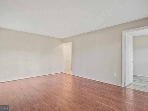 7756 New Providence Drive 16, Falls Church VA 22042