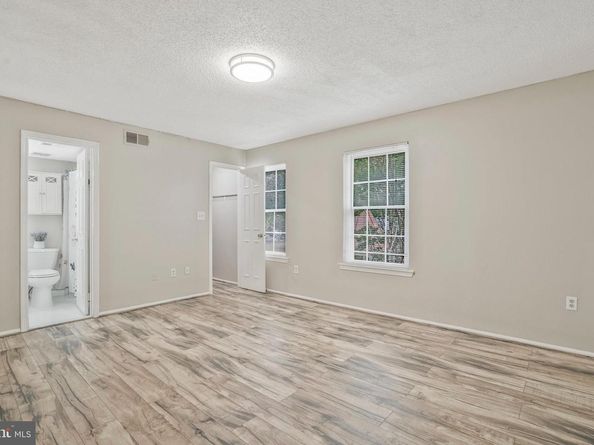 7756 New Providence Drive 16, Falls Church VA 22042