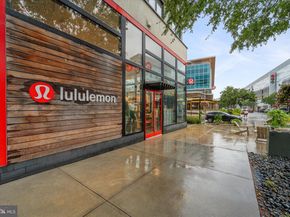 7756 New Providence Drive 16, Falls Church VA 22042