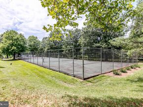 7756 New Providence Drive 16, Falls Church VA 22042