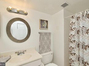 200 N Pickett Street N 1513, Alexandria VA 22304