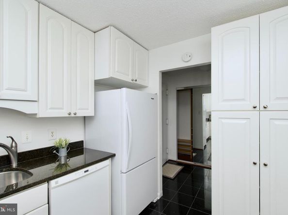 200 N Pickett Street N 1513, Alexandria VA 22304