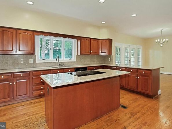 7204 Quiet Cove, Annandale VA 22003