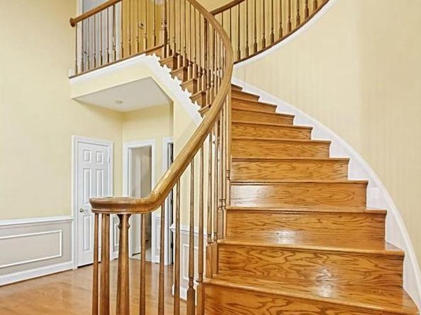 7204 Quiet Cove, Annandale VA 22003