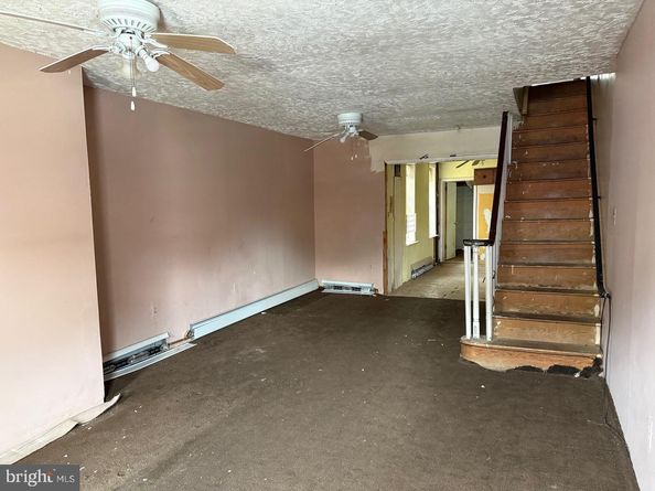 2102 E Clearfield Street, Philadelphia PA 19134