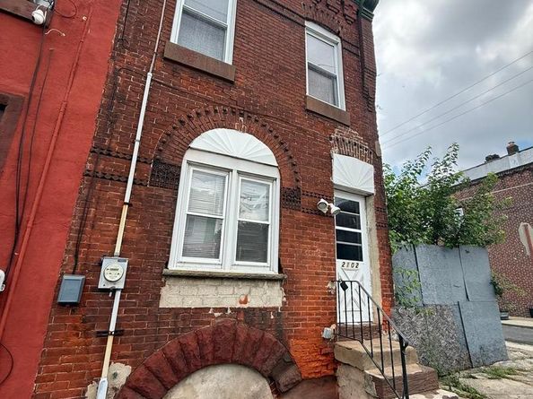 2102 E Clearfield Street, Philadelphia PA 19134