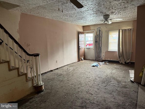 2102 E Clearfield Street, Philadelphia PA 19134