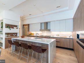 2207 Chestnut Street 2, Philadelphia PA 19103
