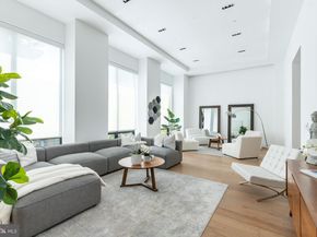 2207 Chestnut Street 2, Philadelphia PA 19103