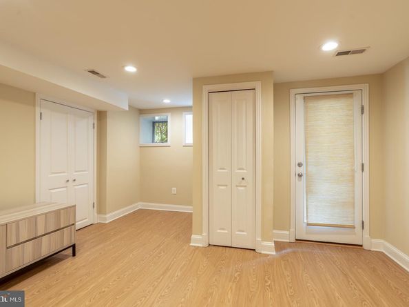 1716 22nd Street NW, Washington DC 20008