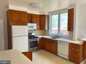 1329 Saint Vincent Street, Philadelphia PA 19111