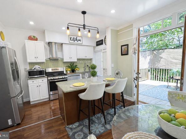 60 E Durham, Philadelphia PA 19119