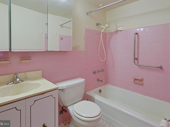 1900 John F Kennedy Boulevard 719, Philadelphia PA 19103