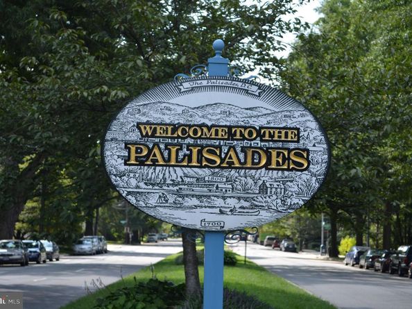 1406 Foxhall Road NW, Washington DC 20007