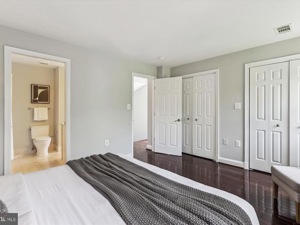 1406 Foxhall Road NW, Washington DC 20007