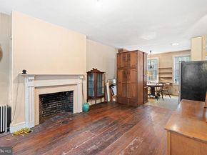 1224 Pine Street, Philadelphia PA 19107