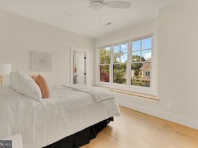 637 21st Street S, Arlington VA 22202