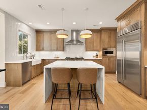 637 21st Street S, Arlington VA 22202